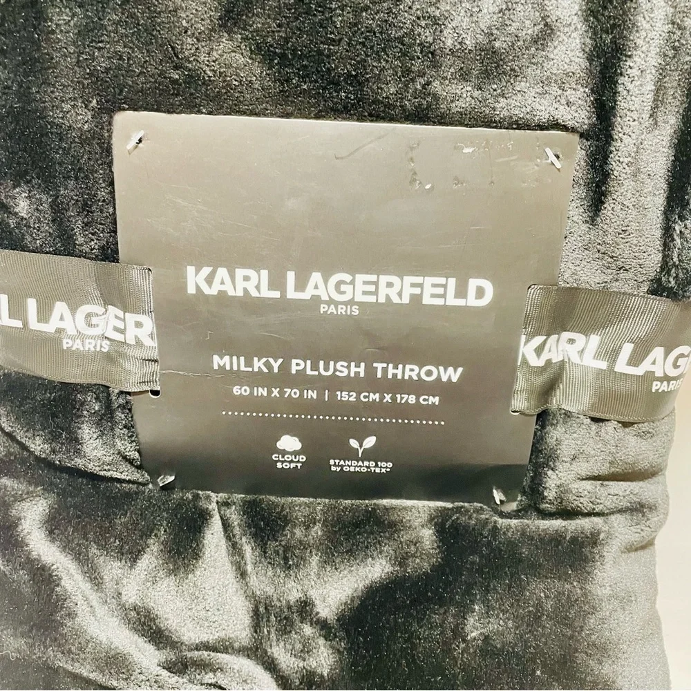 Karl Lagerfeld Paris Milky Plush Throw in Midnight Black, NWT